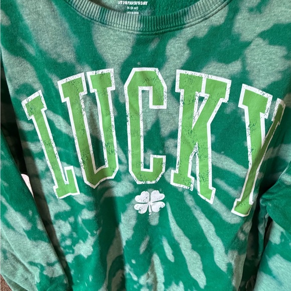 St. Patrick’s Day Sweatshirt “Lucky” - Picture 3 of 4